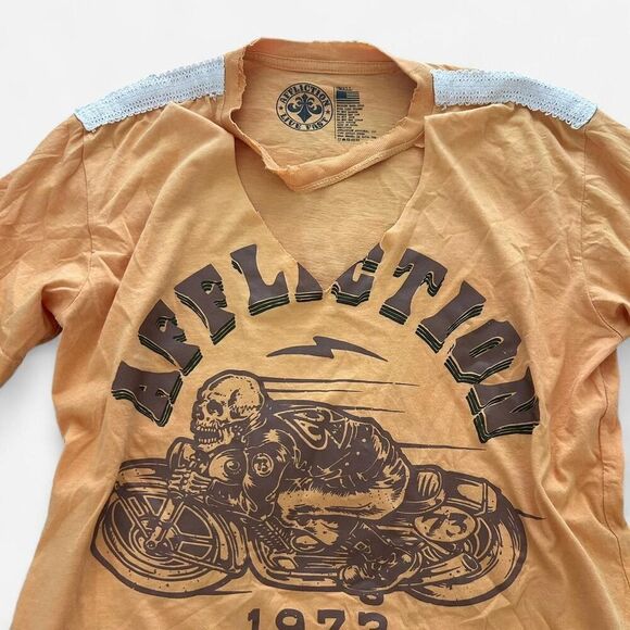 Affliction Yellow Oversized Skull Motorcycle Graphic Tee Sz Small - Picture 3 of 4
